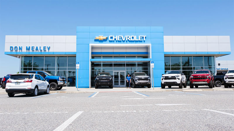 Don Mealey Chevrolet storefront in Clermont, Florida